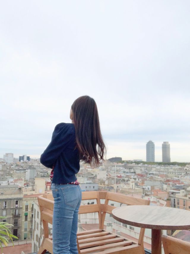 Stay at the popular Barcelona hotel ❤️📷