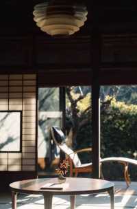 Live in a Japanese drama-like century-old countryside.