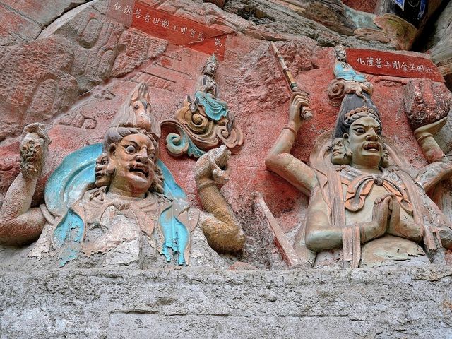 A Must Visit Amazing Carvings 🇨🇳