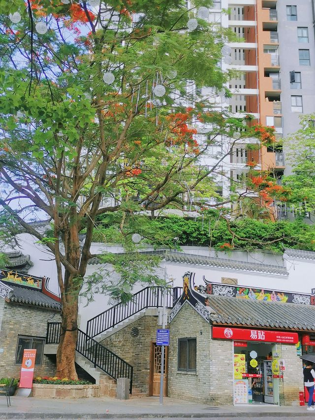 在深圳古色古香的手造文化街