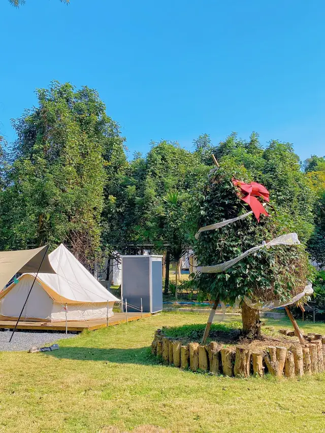 Guangzhou Camping Style Resort Hotel, a holy place for couples' dates