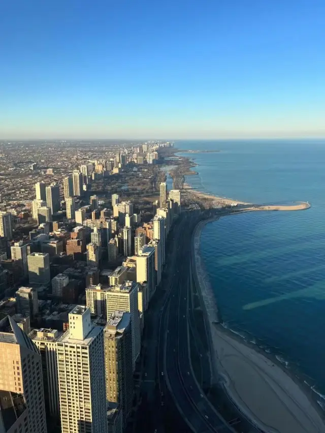 The Charm of the Skyline - A Travelogue of the Willis Tower Observation Deck in Chicago