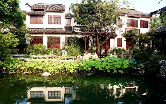 古鎮即酒店，公園是它家花園