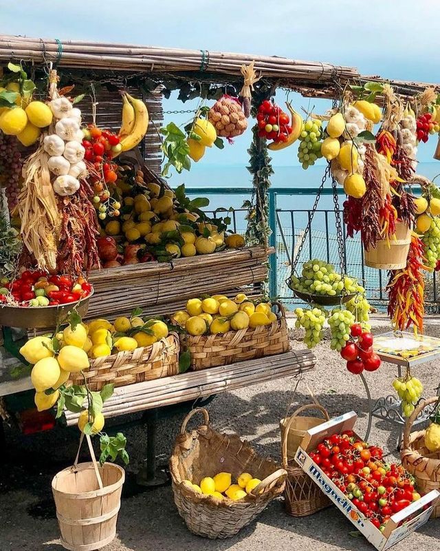 Experience the Magic of Positano 🇮🇹✨ Discover the Best Spots, Food, and Activities!