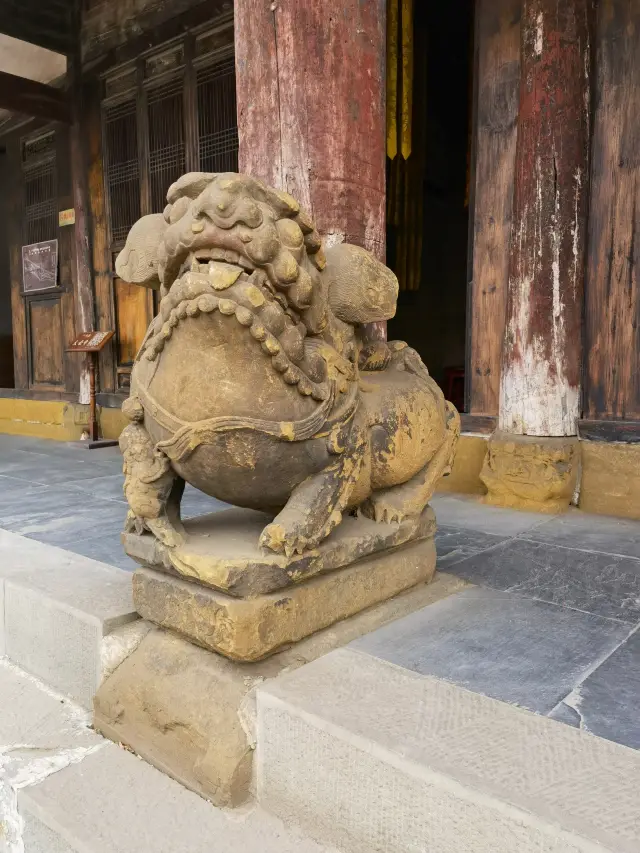 The 'Mogao Grottoes' on the Shu Road of Jianmen, Sichuan Guangyuan Thousand Buddha Cliffs