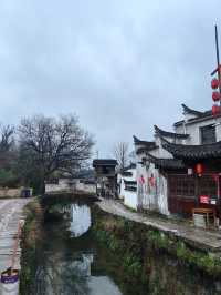登春日之山，感受皖南春季的山水之美