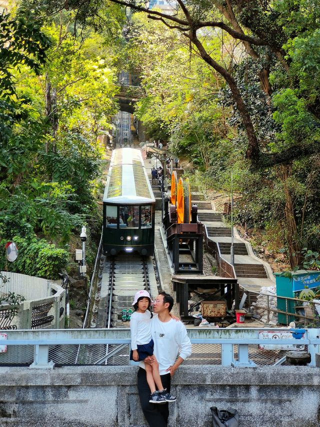 香港親子遊 太平山纜車俯瞰維多利亞美景