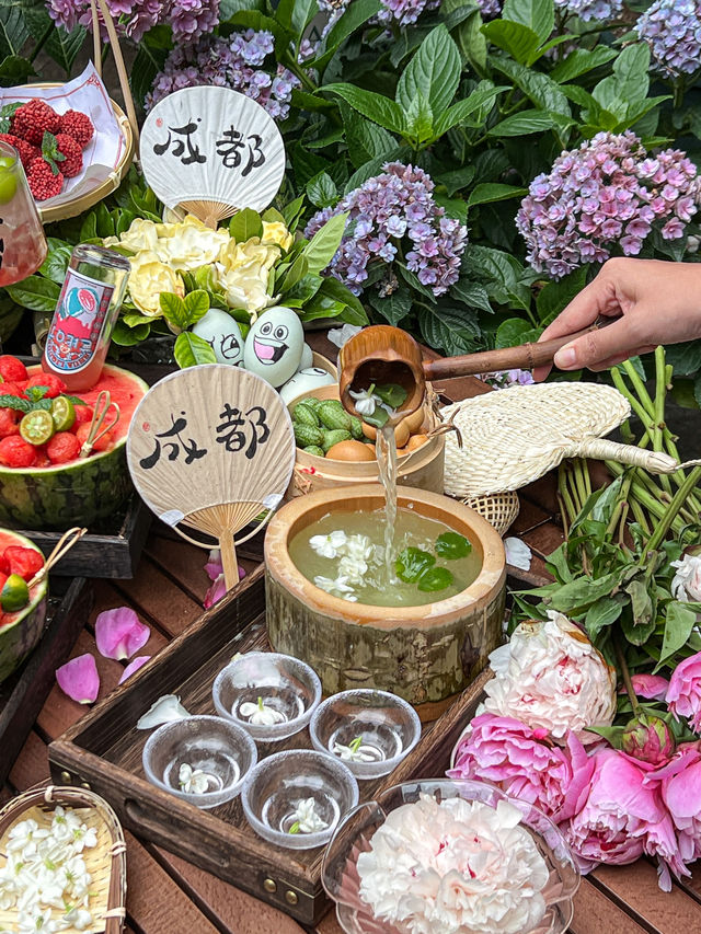 There isn't a second tavern like this to be found in Chengdu.