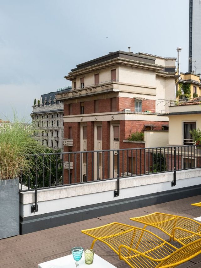 🎨🎶 Milan's Chic Sleepover: NYX Hotel's Urban Vibe 🛏️🇮🇹