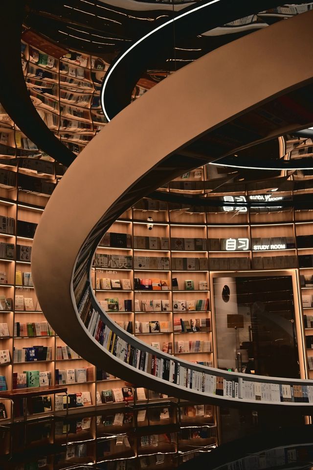 深圳的書店已經是Next level了