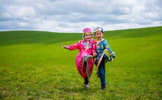 Traveling with Kids | The Summer in Hulunbuir is the 'Ideal World'.