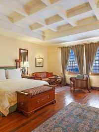 Shimla's Serenity & Luxury Unveiled 🌄✨