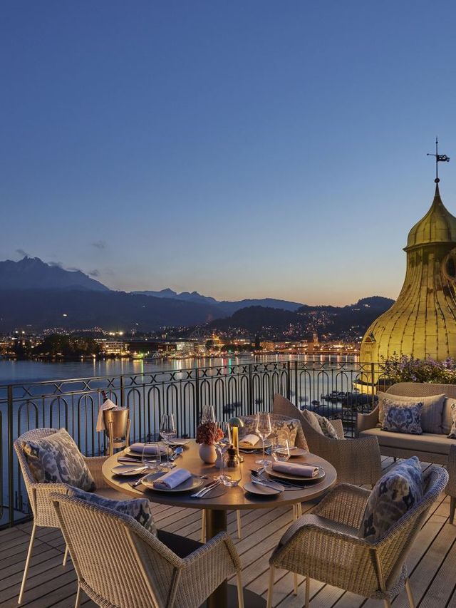 🌟 Luxe Alpine Retreat: Mandarin Oriental Palace, Luzern 🌟