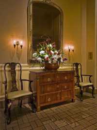🌟 Seattle's Historic Gem: Mayflower Park Hotel 🌟