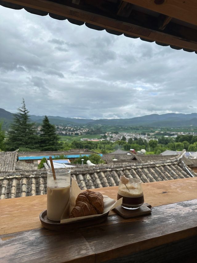 大理旅居 day 23🪴 ⁺ ⁎｜ 絕對藝術民宿