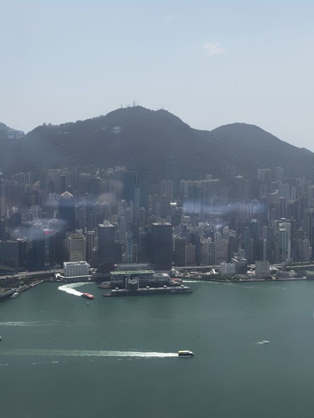 香港101大廈浪漫午餐。