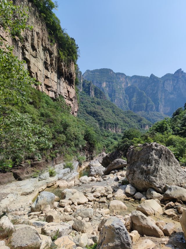 雲台山泉瀑峽。