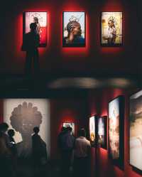 在上海邂逅奇妙現實主義的非洲風情。