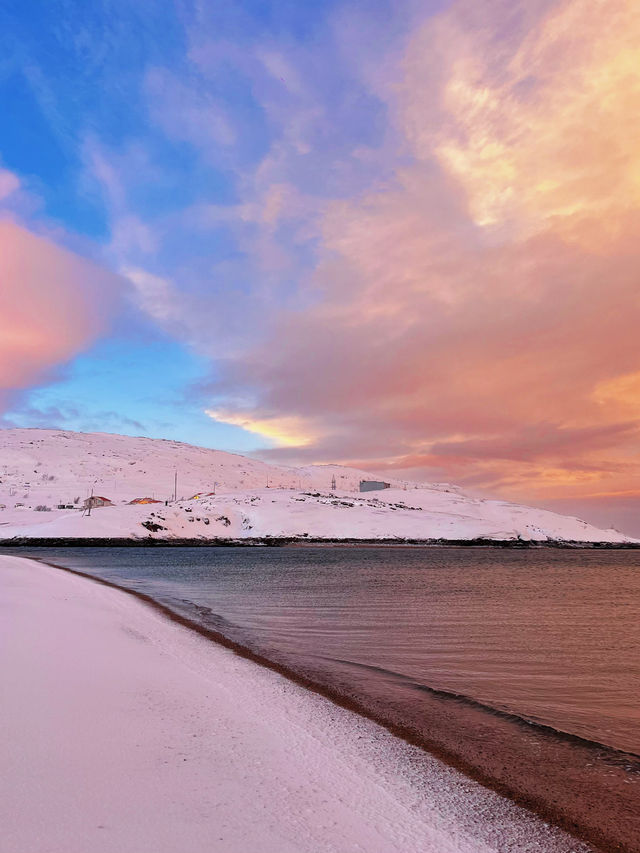 世界的盡頭是雪山和大海：摩爾曼斯克追極光之旅。