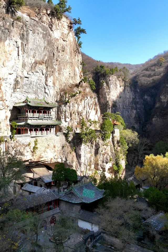 深秋的太行山 藏着一方靈秀。