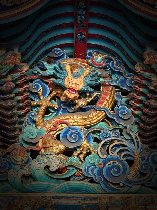想不到山西村裡隱藏著一座精美的祠堂
