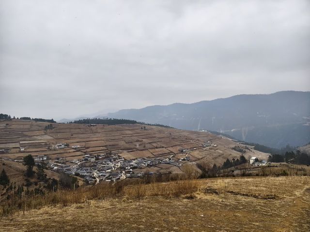 哈巴雪山