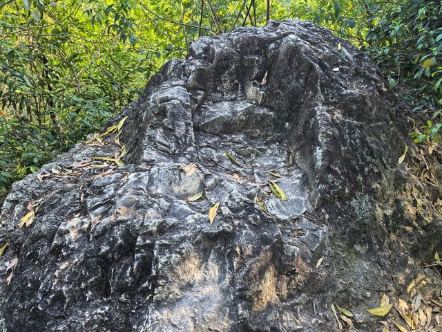 白沙隕石坑