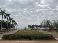 臨近洋浦濱海文化廣場