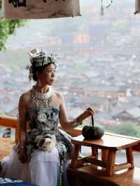 嚟千戶苗寨，當然要體驗苗族服飾寫真啦……