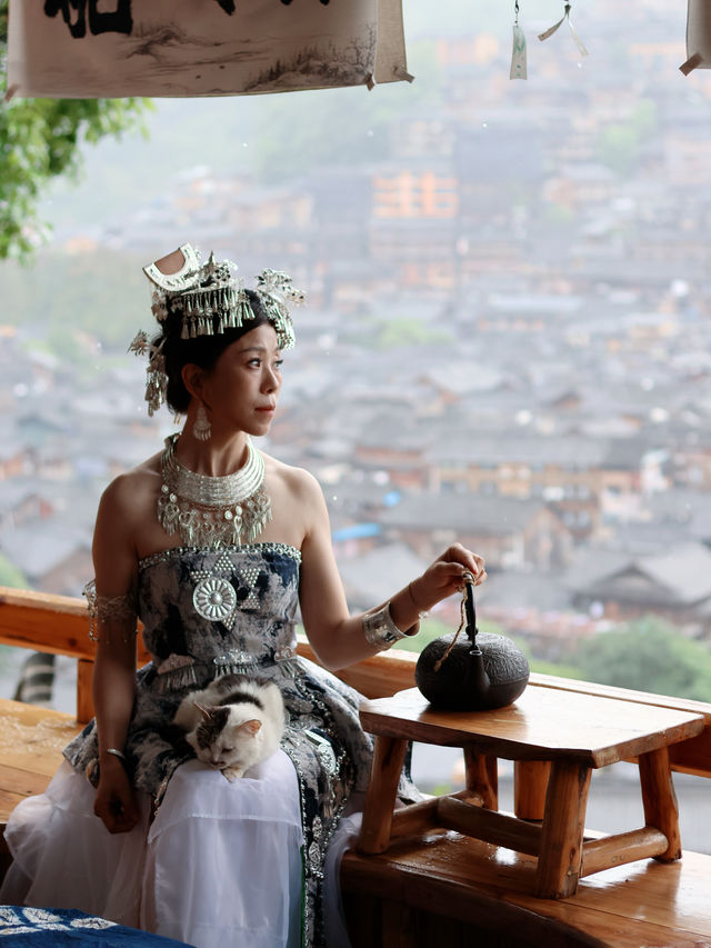 嚟千戶苗寨，當然要體驗苗族服飾寫真啦……