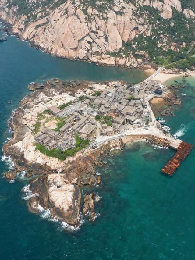 治癒系玻璃海｜在珠海廟灣島，做了一場藍色的夢