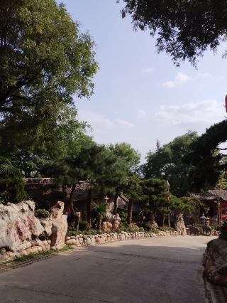 성당 시대로의 시간 여행! 마웨이역 민속원 1일 투어 방문 가이드