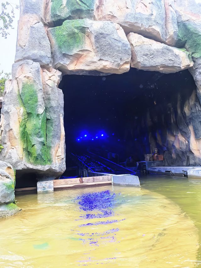 雨天也盡興！常州恐龍園“反套路”親子遊玩攻略