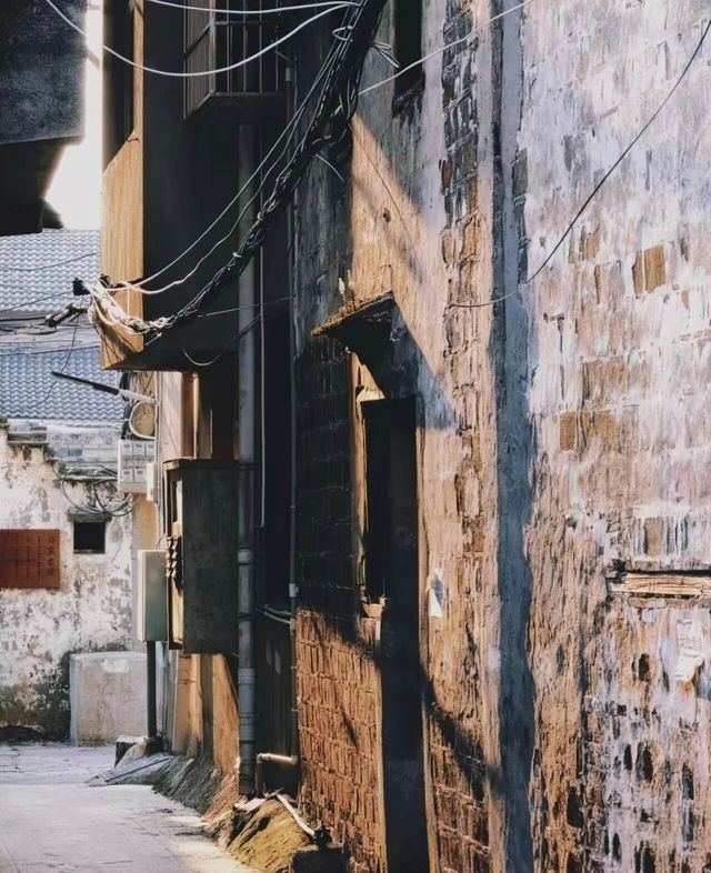 400年織出來的老街,猇亭織布街打卡手冊: 一、街區核心亮點速覽   - 建築瑰寶:作為湖北省第一批 400年織出來的老街,猇亭織布街打卡手冊: 一、街區核心亮點速覽   - 建築瑰寶:作為湖北省第一批