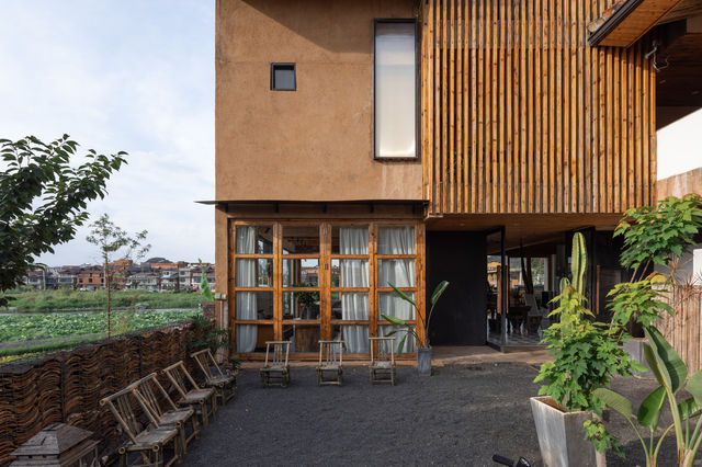 湖面倒影太夢幻