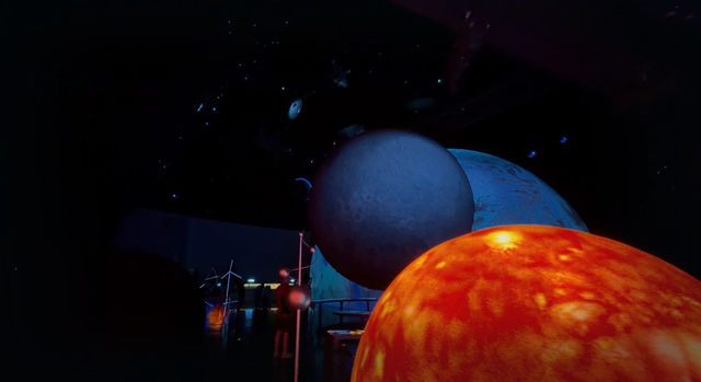 在上海天文館,我好像闖進了科幻片的布景裡 在上海天文館,我好像闖進了科幻片的布景裡