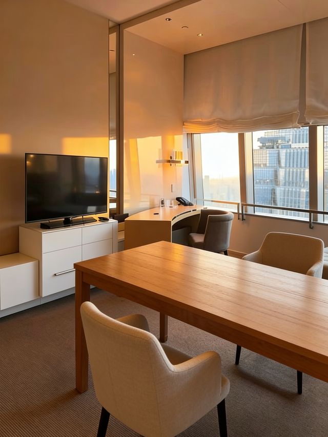 Park Hyatt Shanghai: A modern Chinese-style luxury residence high above ...