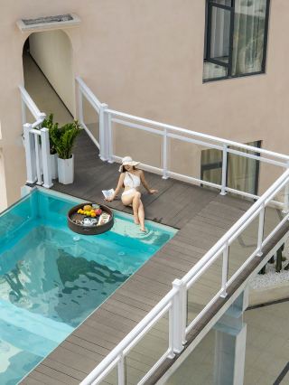 Wanning, a surfing paradise, this hotel is amazing!