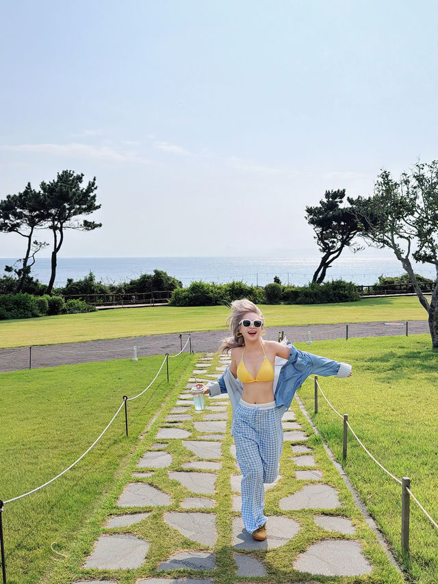 愛慘帕納斯西歸浦的海就像海鹽氣泡水