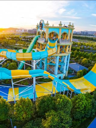 浙江東部ウォーターアクティビティの最高峰｜アラハイウォーターパークのEDM花火ナイトは格別！