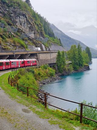 France, Italy, Switzerland 13-Day Trip 4.1 | The train to spring