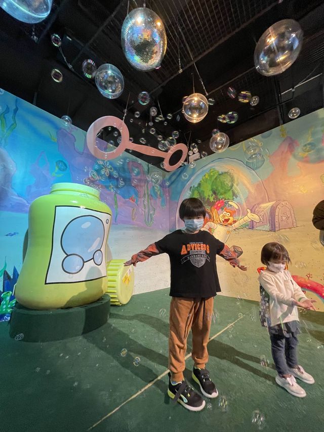 期間限定！Nickelodeon 12,000 呎親子遊樂場
