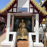 ไหว้พระขอพร หลวงพ่อทันใจ วัดพระธาตุดอยคำ
