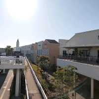 Non-stop Shopping at Resort like Outlet