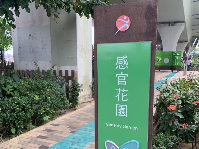廢紙束藝術裝置