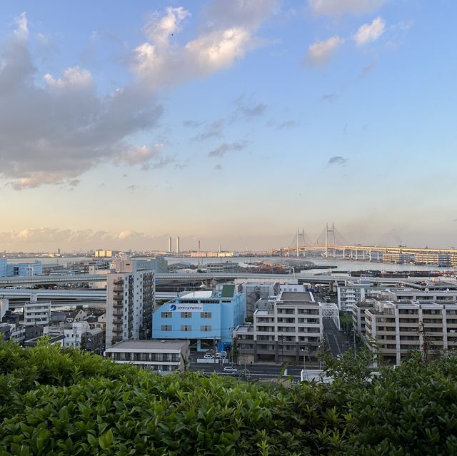 【横浜】夕方の港の見える丘公園・展望台にて
