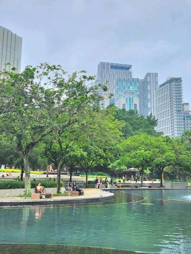 🇲🇾쿠알라룸푸르 빌딩 숲 사이 초록 공원🌿