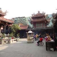 Magnificent Taipei Lungshan Temple