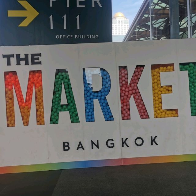 the​ market​ ศูนย์การค้าใจกลางกรุง