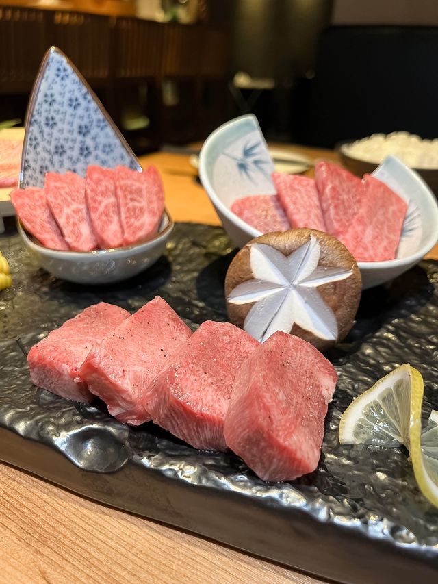 ✤♡ 被和牛油脂包圍的一餐 • 好邪惡 ♡✤